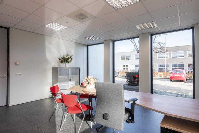KantoorruimteaanVan Dijklaan 7<br/> inWaalre