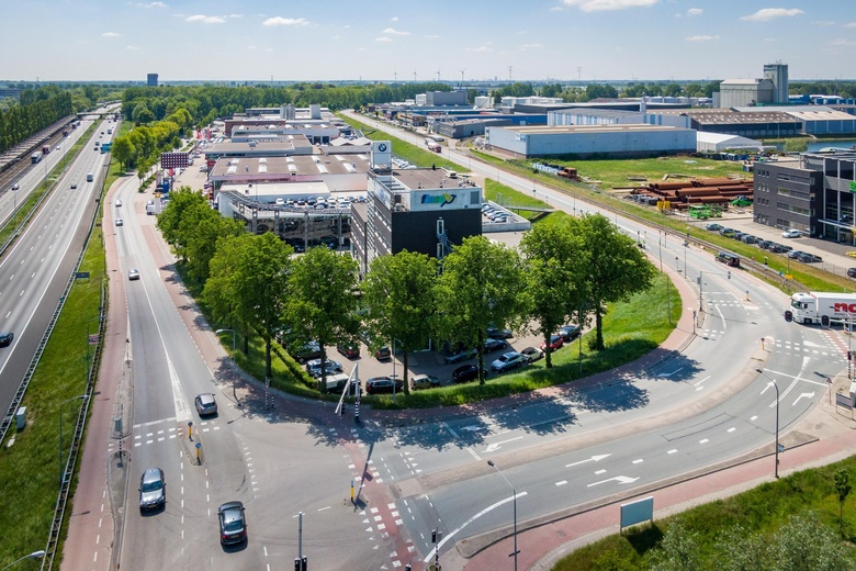 KantoorruimteaanMijlweg 61<br/> inDordrecht KantoorruimteaanMijlweg 61<br/> inDordrecht