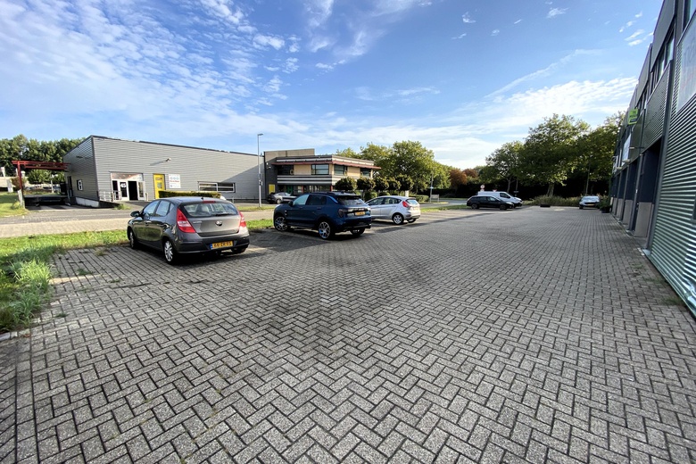 BedrijfsruimteaanSchoepenweg 51 I<br/> inLelystad