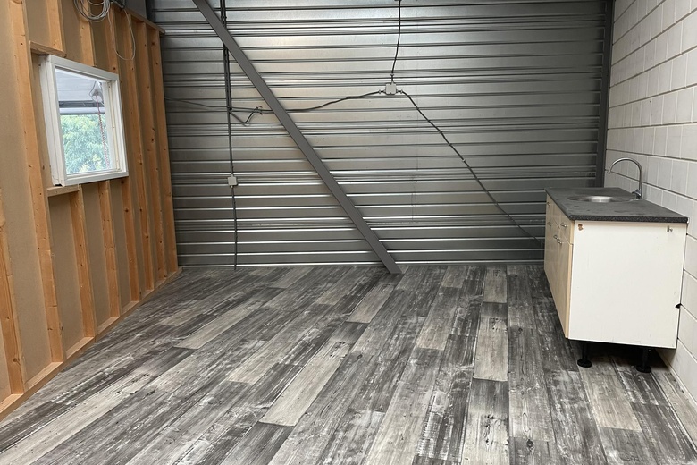 BedrijfsruimteaanBezembinder 8 a<br/> inNijkerk