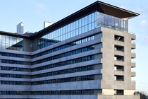 Bekijk foto 4 van Louwesweg 6