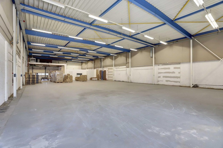 BedrijfsruimteaanZwettestraat 13<br/> inLeeuwarden BedrijfsruimteaanZwettestraat 13<br/> inLeeuwarden