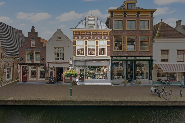 WinkelruimteaanZuidvliet 9<br/> inMaassluis