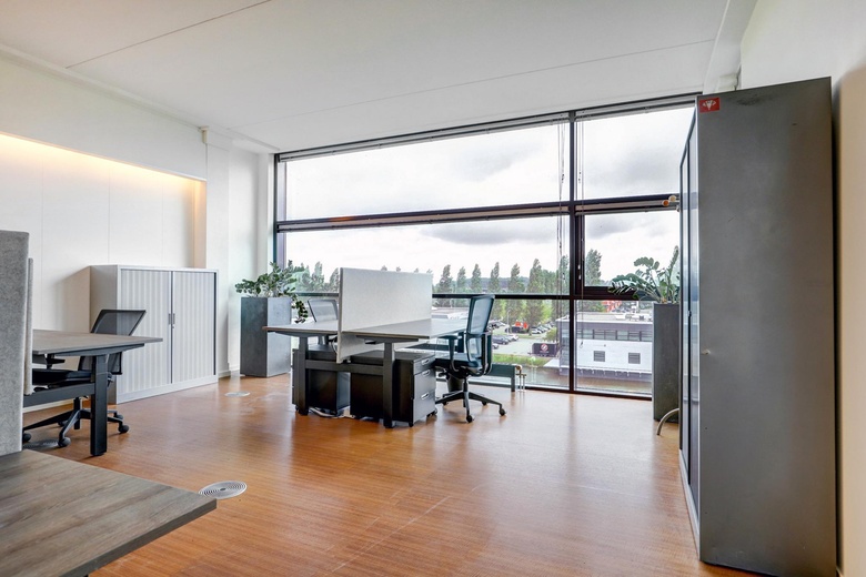 KantoorruimteaanNew Yorkstraat 10 - 16<br/> inLijnden KantoorruimteaanNew Yorkstraat 10 - 16<br/> inLijnden