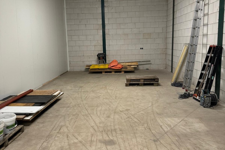 BedrijfsruimteaanKempenlandstraat 15 - 27<br/> inVught BedrijfsruimteaanKempenlandstraat 15 - 27<br/> inVught