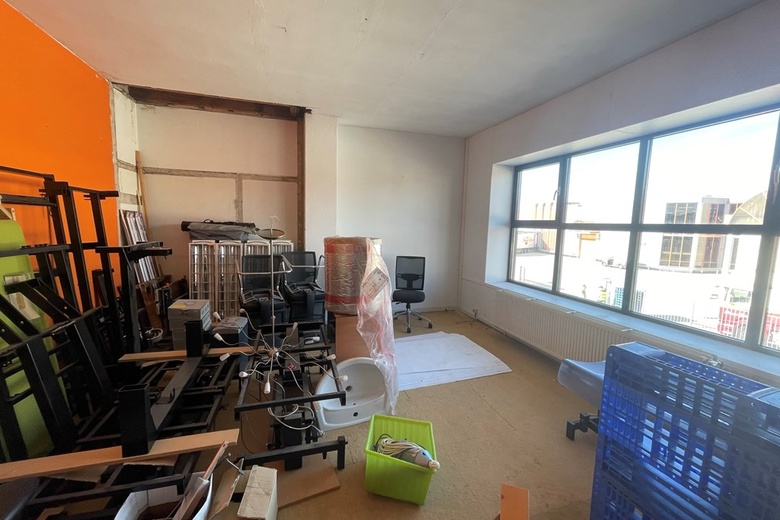 KantoorruimteaanVening Meineszstraat 7 9<br/> inEde