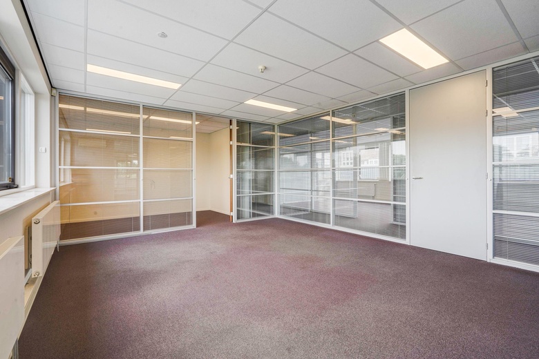 KantoorruimteaanPrinses Irenelaan 81<br/> inVoorburg