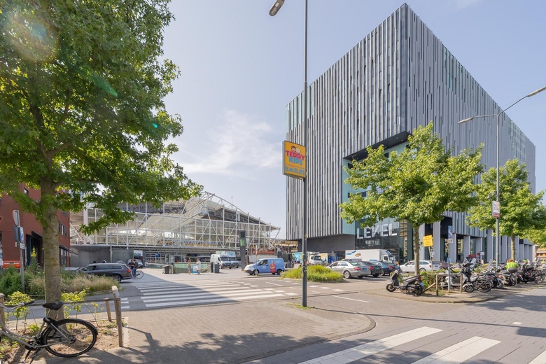 HorecaaanBargelaan 4<br/> inLeiden HorecaaanBargelaan 4<br/> inLeiden