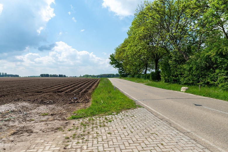 BedrijfsruimteaanHeufkensveldweg 1<br/> inSchimmert BedrijfsruimteaanHeufkensveldweg 1<br/> inSchimmert