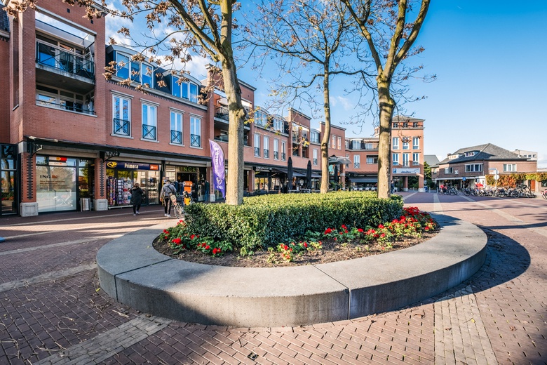 WinkelruimteaanWilhelminaplein 2<br/> inRijen