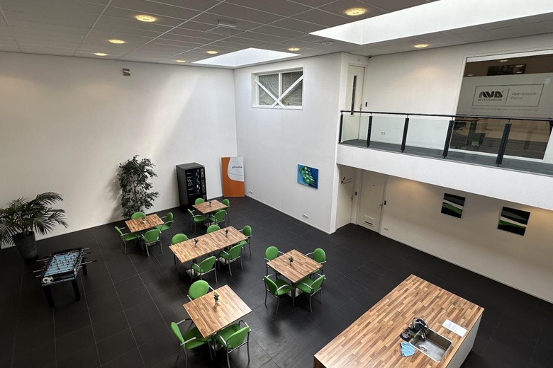 BedrijfsruimteaanLeeuwenhoekstraat 1<br/> inBerkel-Enschot BedrijfsruimteaanLeeuwenhoekstraat 1<br/> inBerkel-Enschot