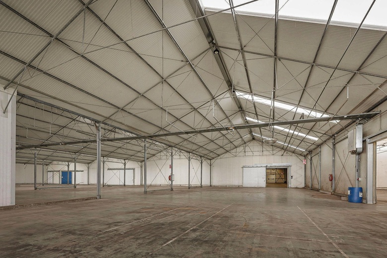 BedrijfsruimteaanPoelweg 12<br/> inDe Kwakel