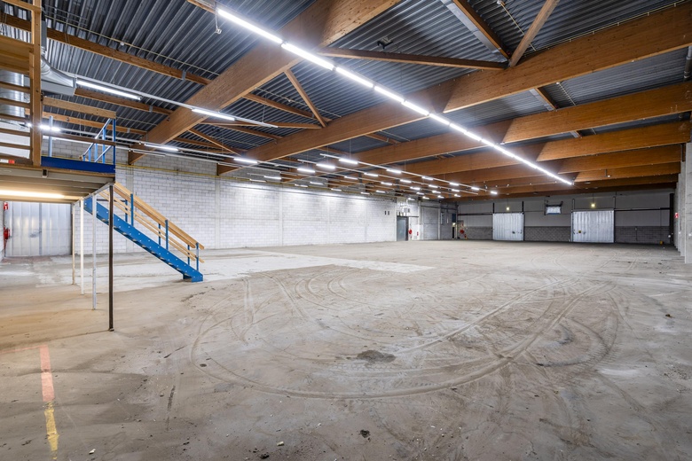 Bedrijfsruimteaan's-Gravelandseweg 379<br/> inSchiedam Bedrijfsruimteaan's-Gravelandseweg 379<br/> inSchiedam