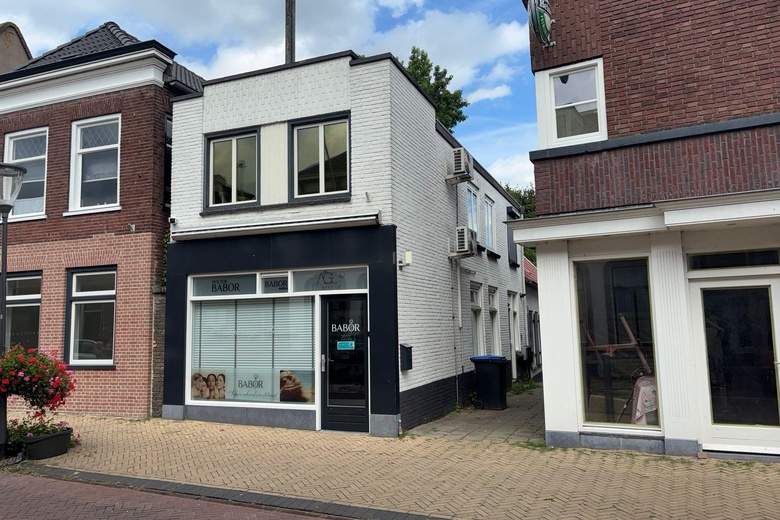 Bekijk foto 1 van Hoogstraat 18 a Bekijk foto 1 van Hoogstraat 18 a