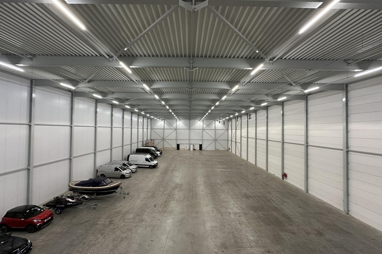 BedrijfsruimteaanVerre weide 9<br/> inVeen BedrijfsruimteaanVerre weide 9<br/> inVeen