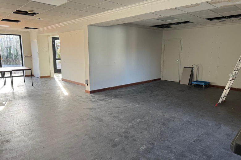 BedrijfsruimteaanHolterweg 11<br/> inHeeten