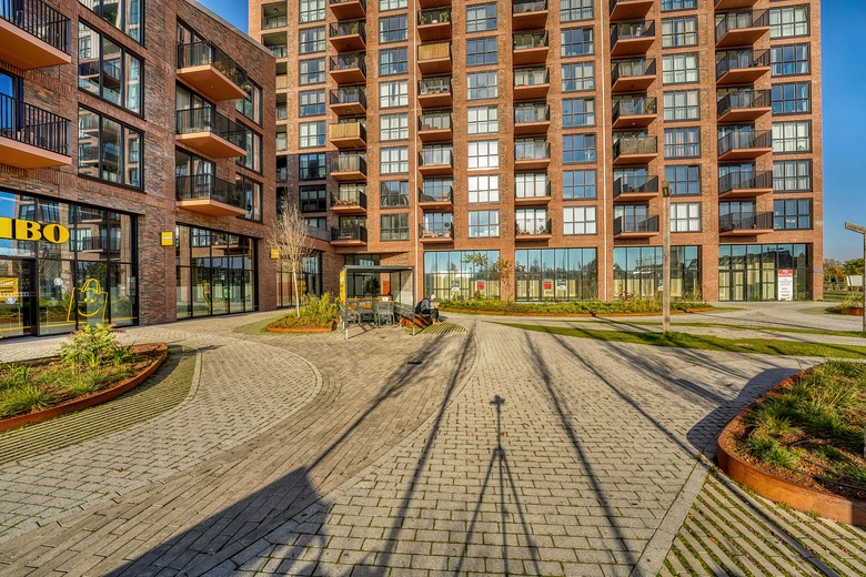WinkelruimteaanMolenplein 155<br/> inZoeterwoude WinkelruimteaanMolenplein 155<br/> inZoeterwoude
