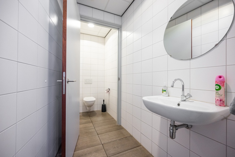 BedrijfsruimteaanDe Hofjes 44<br/> inMiddelharnis BedrijfsruimteaanDe Hofjes 44<br/> inMiddelharnis