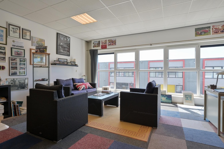 Bedrijfsruimte Huizen - Installatieweg 10 - Foto 10