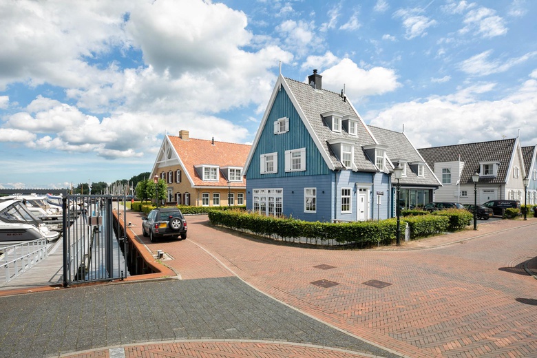 KantoorruimteaanZwaardklamp 3<br/> inHuizen KantoorruimteaanZwaardklamp 3<br/> inHuizen