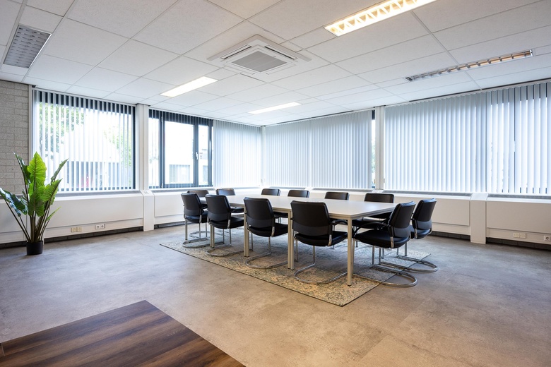 BedrijfsruimteaanVennestraat 11 B<br/> inLisse