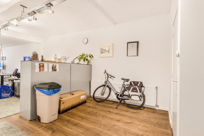 WinkelruimteaanZeestraat 44<br/> inBeverwijk WinkelruimteaanZeestraat 44<br/> inBeverwijk