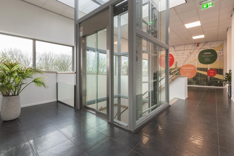 BedrijfsruimteaanPoortcamp 10<br/> inDe Lier