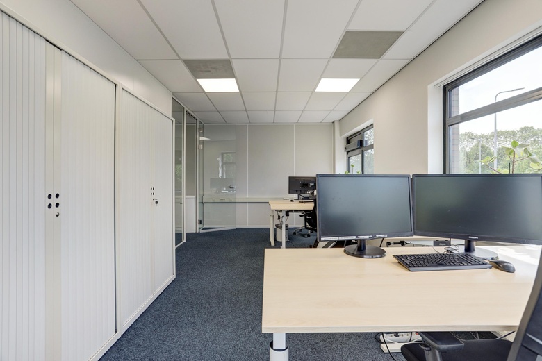 KantoorruimteaanLemelerberg 29<br/> inAlphen aan den Rijn