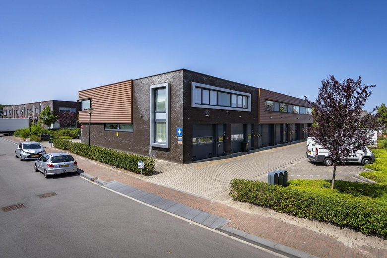 KantoorruimteaanBinnendelta 11 m<br/> inBlaricum