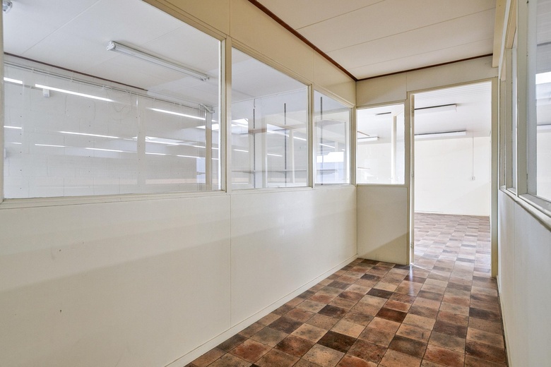 BedrijfsruimteaanRijnstraat 18 A<br/> inOss BedrijfsruimteaanRijnstraat 18 A<br/> inOss