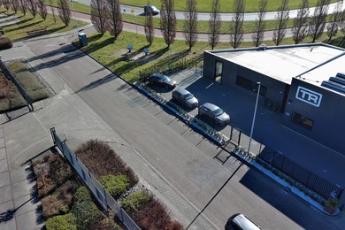 Bekijk foto 2 van Parallelweg 16