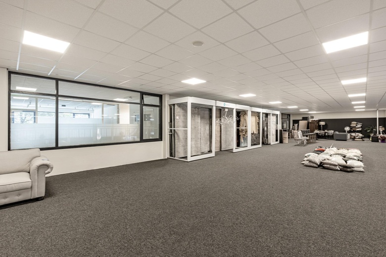 BedrijfsruimteaanRijstenweg 4 - 6<br/> inEindhoven