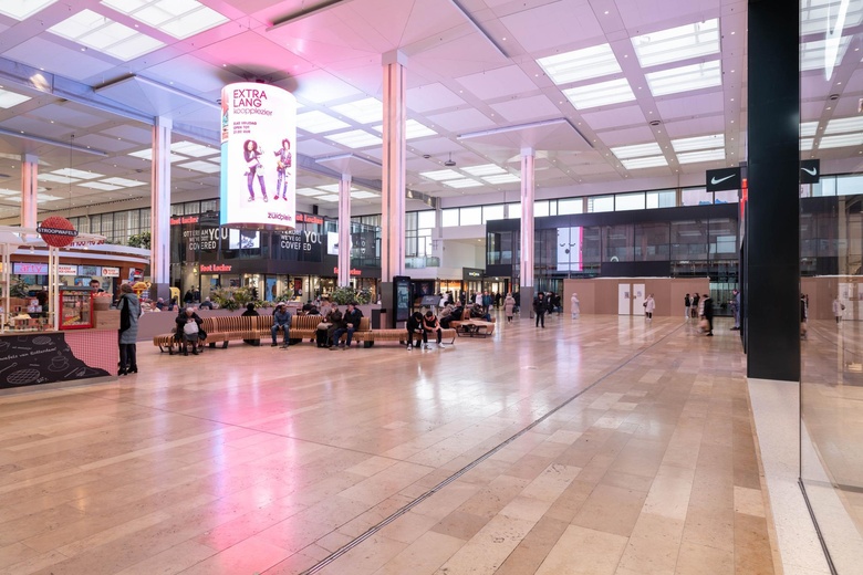 WinkelruimteaanZuidplein Hoog 763<br/> inRotterdam