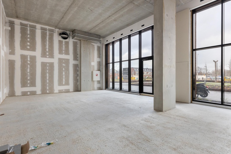 WinkelruimteaanMolenplein 155<br/> inZoeterwoude WinkelruimteaanMolenplein 155<br/> inZoeterwoude
