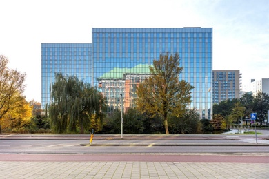 Bekijk foto 2 van Koningin Wilhelminaplein 1 Bekijk foto 2 van Koningin Wilhelminaplein 1