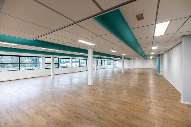 BedrijfsruimteaanIndustriestraat 10<br/> inHardinxveld-Giessendam BedrijfsruimteaanIndustriestraat 10<br/> inHardinxveld-Giessendam
