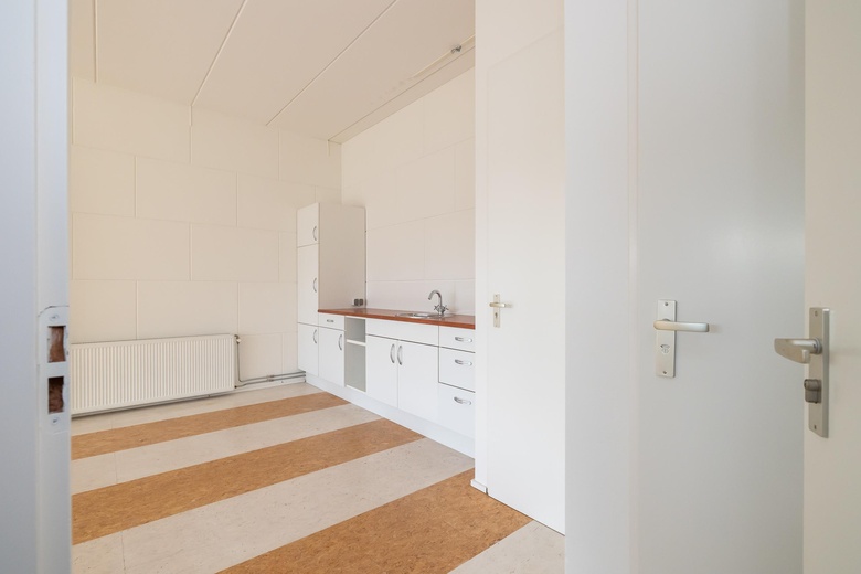 Bedrijfsruimte Alphen aan den Rijn - A. van Leeuwenhoekweg 36 B 14 - Foto 14