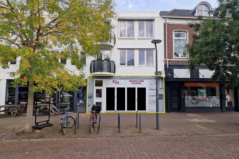 Bekijk foto 1 van Markt 24