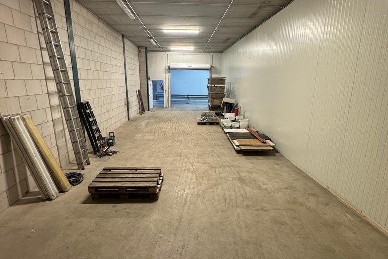 BedrijfsruimteaanKempenlandstraat 15 - 27<br/> inVught BedrijfsruimteaanKempenlandstraat 15 - 27<br/> inVught