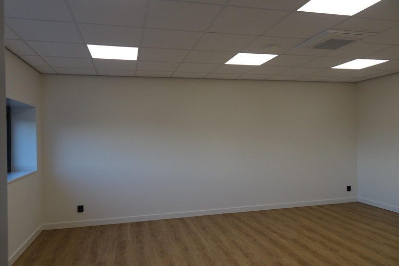 BedrijfsruimteaanChemieweg 39<br/> inUithoorn BedrijfsruimteaanChemieweg 39<br/> inUithoorn