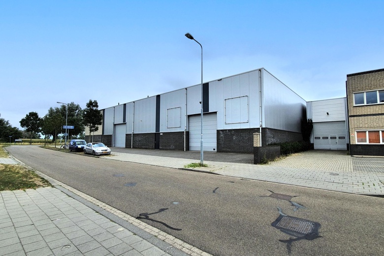 Bekijk foto 1 van Uilenwaard 47