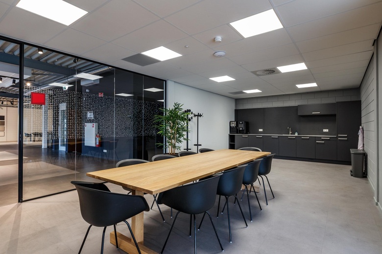 BedrijfsruimteaanDefensiedok 5<br/> inNieuwegein BedrijfsruimteaanDefensiedok 5<br/> inNieuwegein