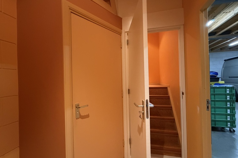 BedrijfsruimteaanNijverheidstraat 24 a<br/> inEdam