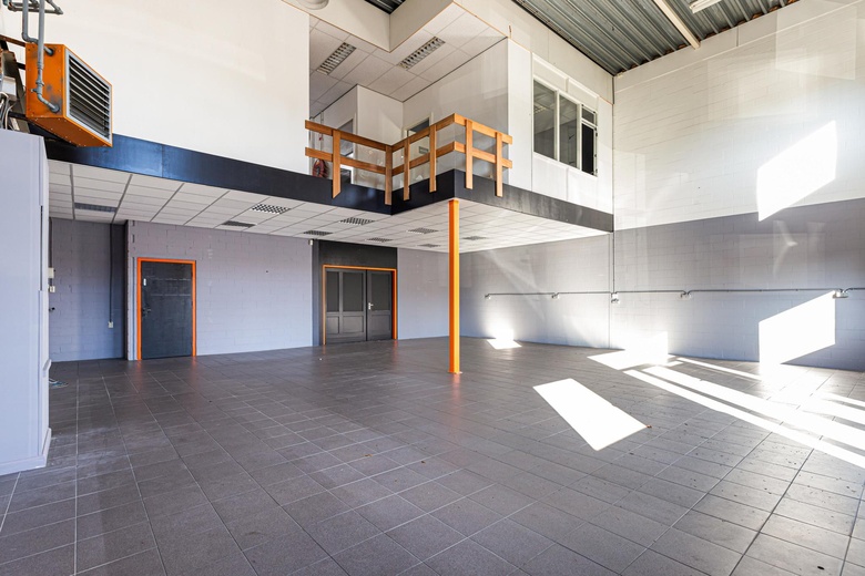 BedrijfsruimteaanEuromarkt 127<br/> inAlphen aan den Rijn