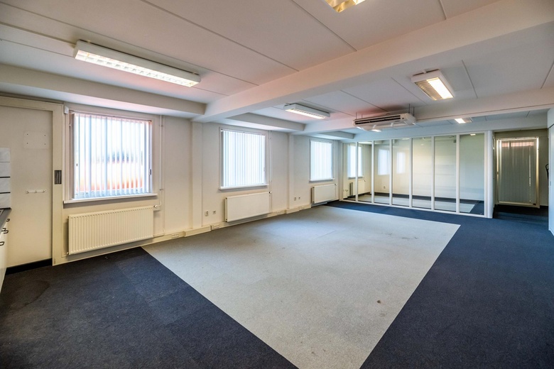 KantoorruimteaanBeatrixhaven 8 b<br/> inWerkendam KantoorruimteaanBeatrixhaven 8 b<br/> inWerkendam