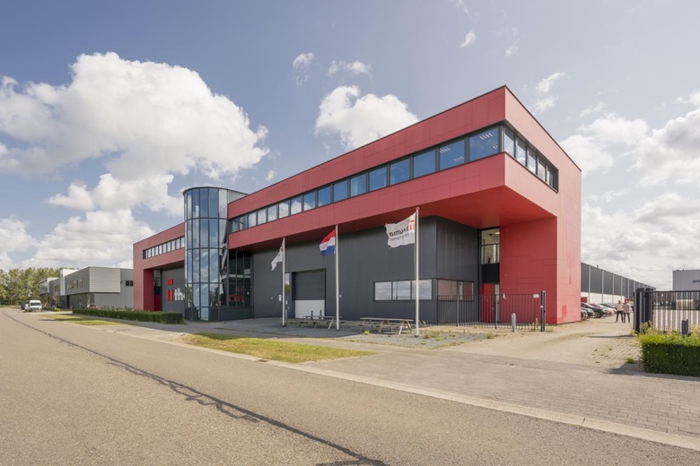 Bekijk foto Bedrijfsruimte aan de Sluiswachter 10 in Nijkerk
