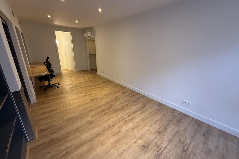 KantoorruimteaanBloemkwekersstraat 72 A<br/> inRotterdam