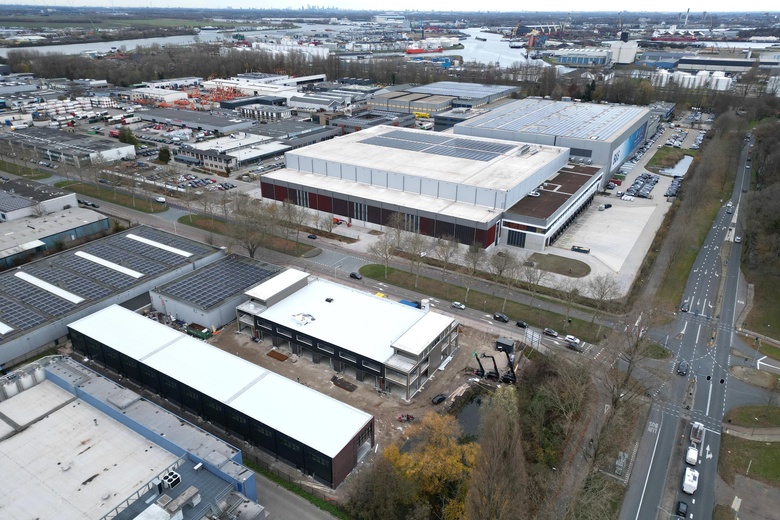 BedrijfsruimteaanKamerlingh Onnesweg 2 B 7<br/> inDordrecht