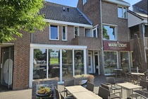 Winkelruimte te huur Reuver - Raadhuisplein 6