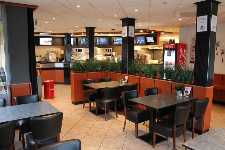 HorecaaanBrugstraat 12<br/> inNederweert HorecaaanBrugstraat 12<br/> inNederweert